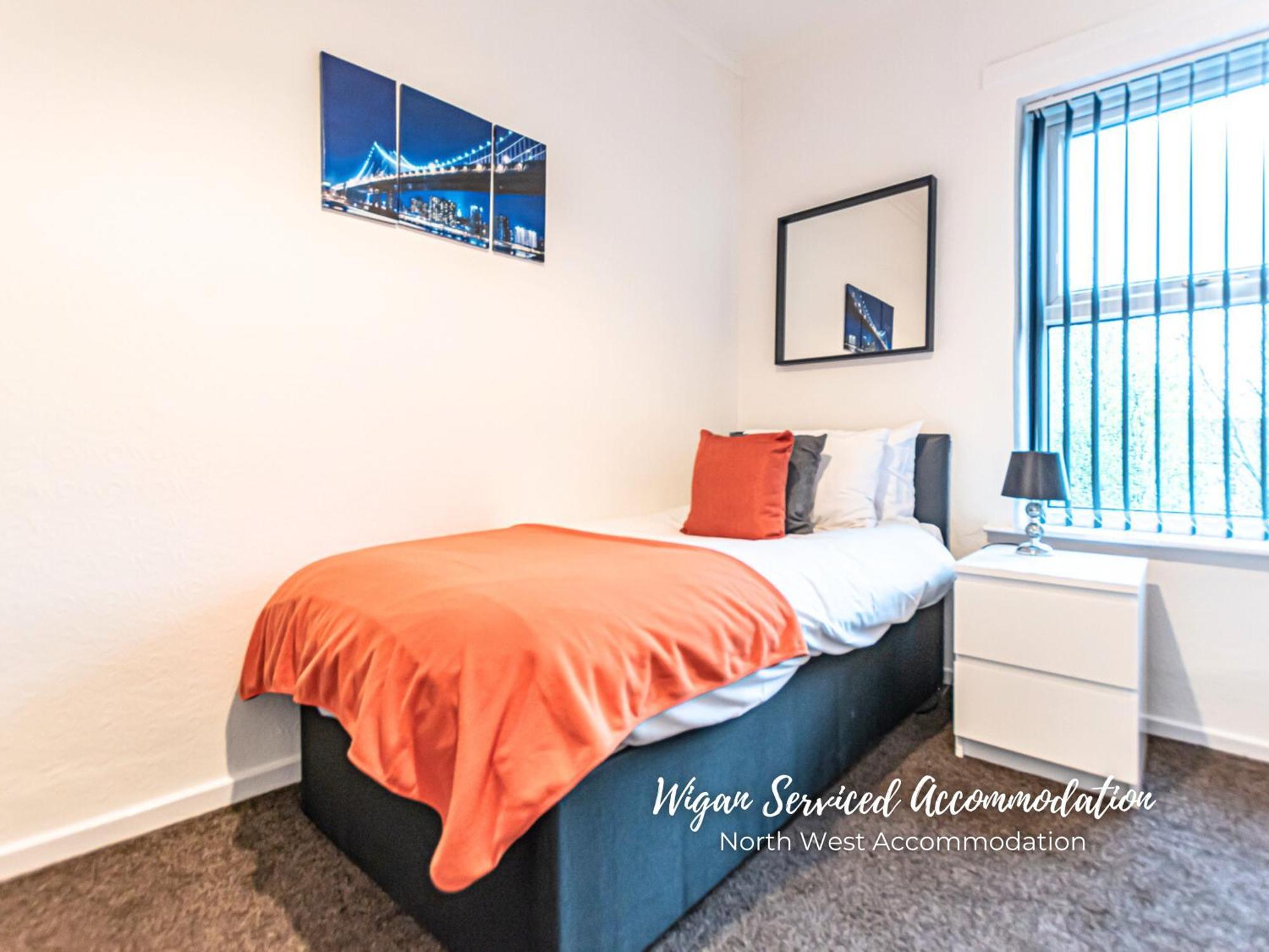 Wigan Work-Ready 3Br House Sleeps 6 Guests Exterior photo